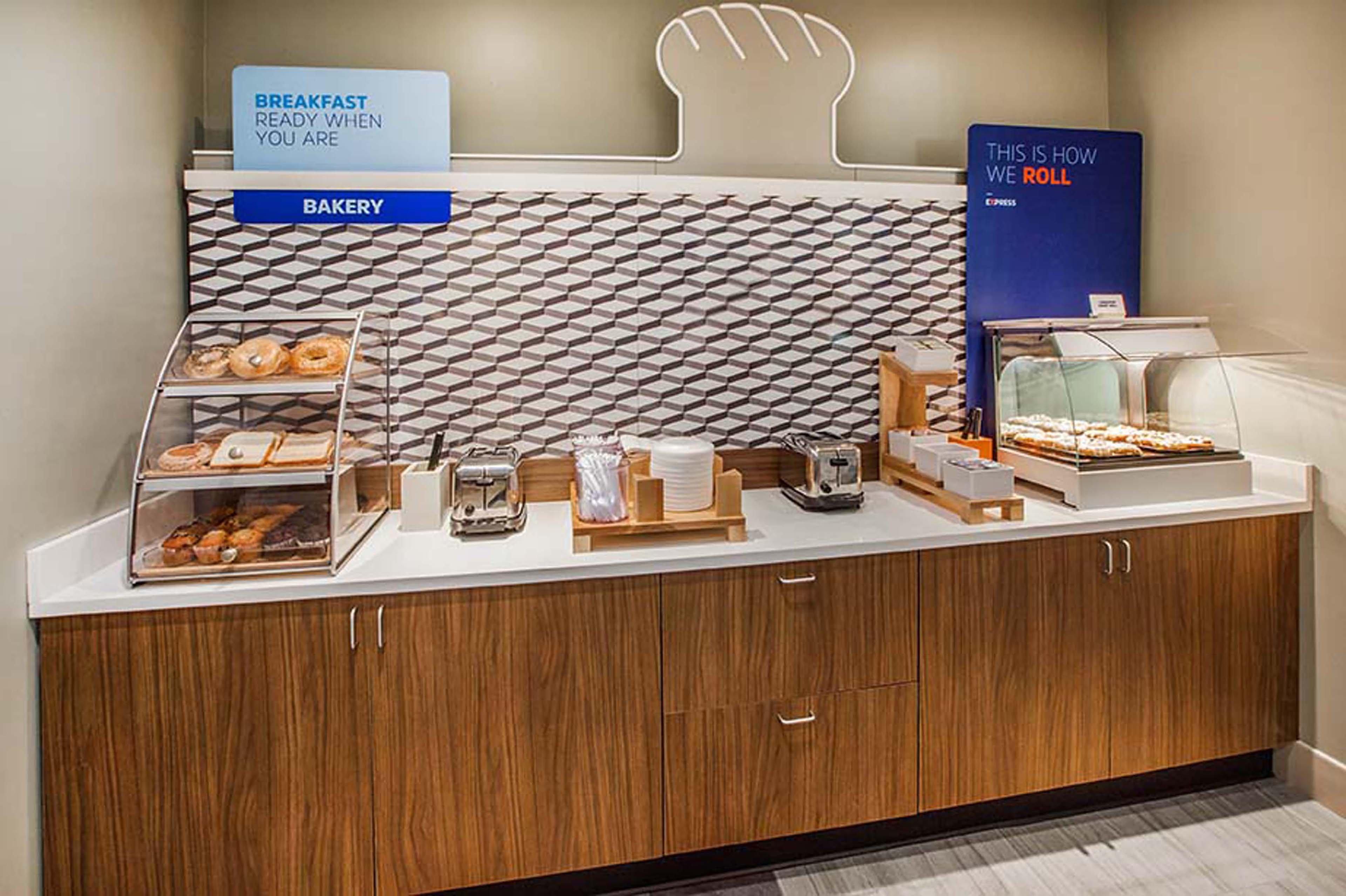Holiday Inn Express Hotel & Suites Glasgow By Ihg Zewnętrze zdjęcie