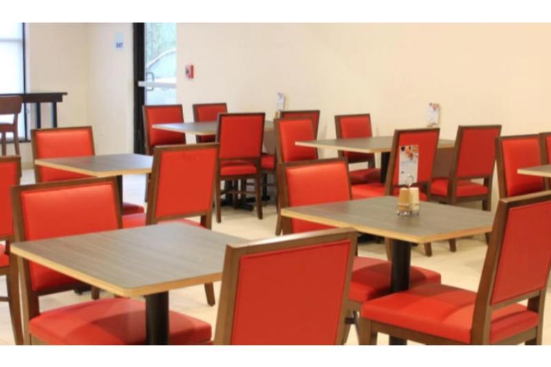 Holiday Inn Express Hotel & Suites Glasgow By Ihg Zewnętrze zdjęcie