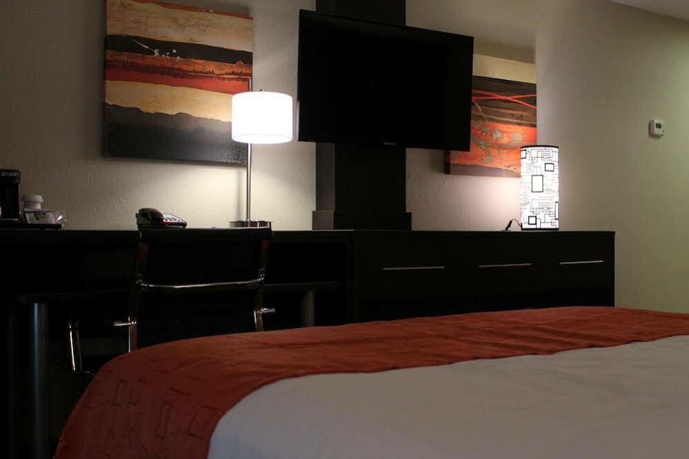 Holiday Inn Express Hotel & Suites Glasgow By Ihg Zewnętrze zdjęcie