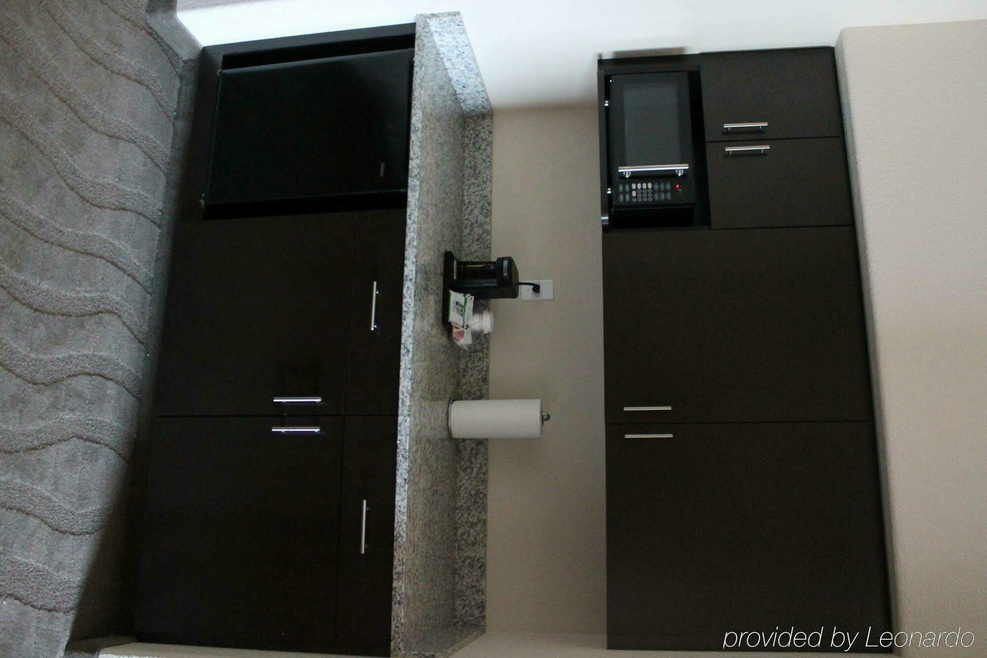 Holiday Inn Express Hotel & Suites Glasgow By Ihg Zewnętrze zdjęcie